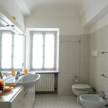 Fiorita Apartment *
