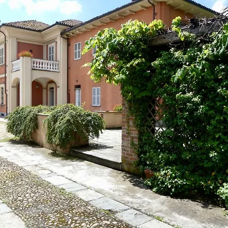 Fiorita Castello di Annone