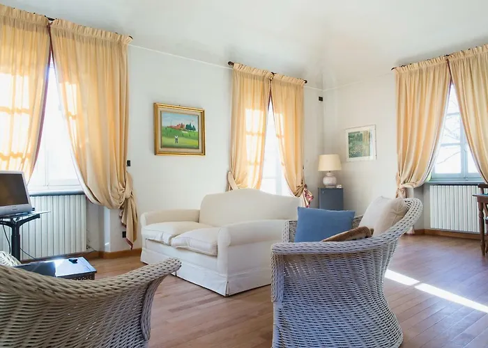 Fiorita Apartament Castello di Annone